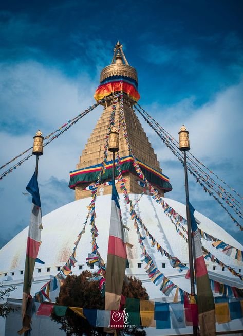 Bouddhanath Stupa one of the Historic stupa around Kathmandu Valley Kathmandu Valley, People Of The World, Epic Art, Travel Stories, Nepal, Landscape Paintings, Fair Grounds, Architecture, Photography