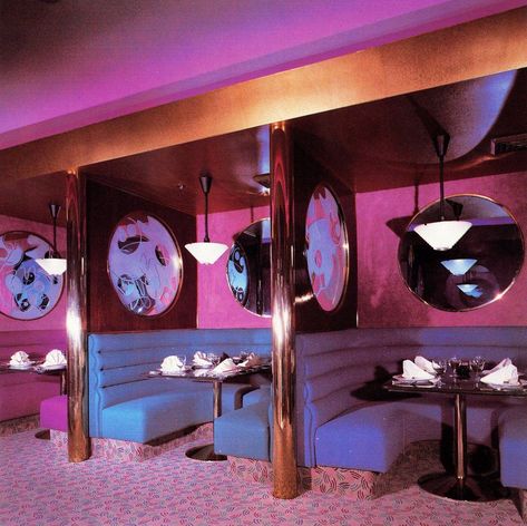 90s Futurism, Coolest Rooms, Retro Futurism Interior, School Interiors, Alien Superstar, 90s Interior, Aqua Bathroom, 80s Interior Design, Familiar Places