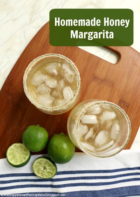 Honey Margarita, Beach Drink Recipes, Ginger Beer Drinks, Italian Margarita, Pineapple Juice Recipes, Vodka Recipes Drinks, Easy Mixed Drinks, Homemade Margaritas, Pineapple Vodka