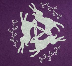 3 Hares Symbol, Three Hares Symbol, Hare Mythology, Ghotic Aesthetic, 3 Hares, Three Hares, British Folklore, Grimm Brothers, Rotational Symmetry