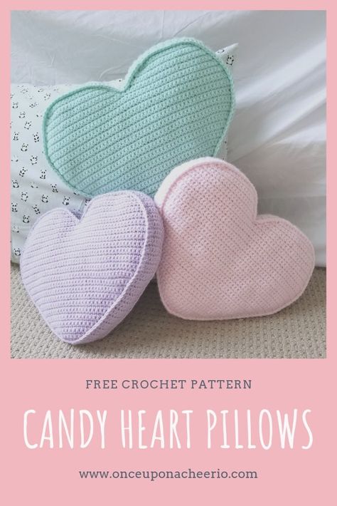 Candy Heart Pillow FREE Crochet Pattern Crochet Pillow Patterns Free, Candy Pillows, Crochet Cushion Pattern, Crochet Hearts, Pillow Crochet, Heart Pillows, Crochet Heart Pattern, Confection Au Crochet, Crochet Cushion Cover