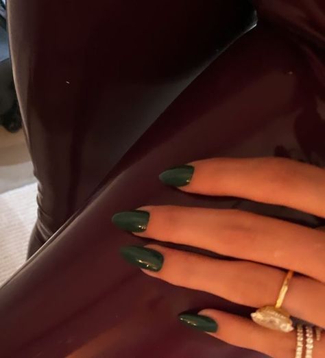 Dark Green Nails, Green Nail, Minimal Nails, Dream Nails, Fire Nails, Funky Nails, Pretty Acrylic Nails, Chic Nails, Dope Nails