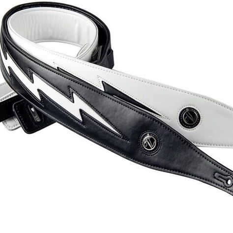 Black & White High quality Leather Guitar Strap unique Lightning- Free Shipping https://buff.ly/2tATesY  #guitar #guitarist #guitarplayer #guitars #guitarra #guitarsolo #music #guitarcover #guitarhero #guitarporn Lightning Guitar, Electric Guitar Strap, Bass Strap, Leather Guitar Strap, Guitar Pics, Big River, Blue Lightning, Guitar Straps, Custom Guitar