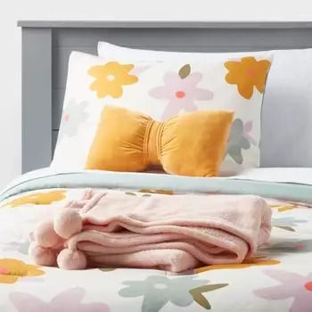 Kids’ Bedding Sets : Target Kids Twin Bed, Yellow Decorative Pillows, Pink Throw Blanket, Velvet Comforter, Pink Throws, Pink Throw Pillows, Kids Bedding Sets, Comforter Bedding Sets, Pillow Fort