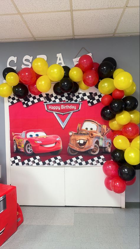 Disney Cars Balloon Decorations, Cars Balloon Arch, Lighting Mcqueen Balloon Garland, Lightning Mcqueen Balloon Garland, Cars Birthday Backdrop, Cars Decorations Party Lightning Mcqueen, Disney Cars Birthday Backdrop, Pixar Cars Birthday, Car Birthday Theme