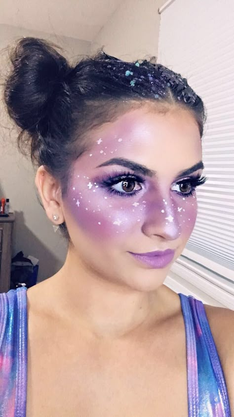 @emmakapotes Space babe galaxy makeup for Halloween Easy Space Makeup Looks, Purple Galaxy Makeup, Space Themed Costumes Women, Galaxy Makeup Halloween, Space Make Up Galaxy Makeup, Space Woman Costume, Galaxy Face Makeup, Alien Theme Makeup, Space Makeup Looks Easy