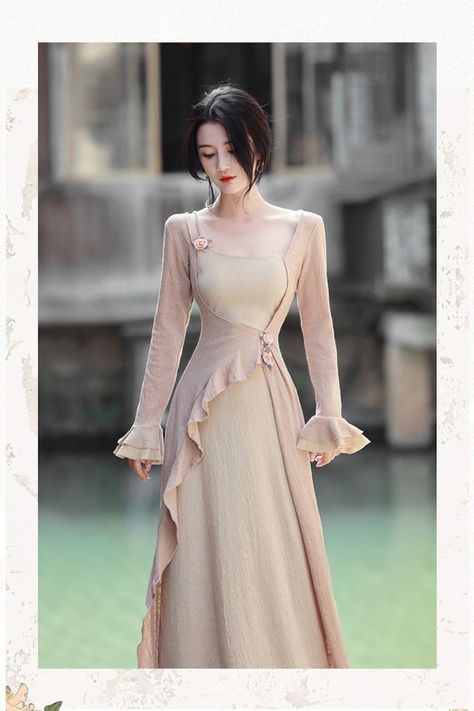 Modern Hanfu Dress, Modern Chinese Dress, Chinese Hanfu Dress, Chinese Fancy Dress, Costume Sewing, Modern Hanfu, Chinese Style Dress, Dress For Work, Fairy Skirt