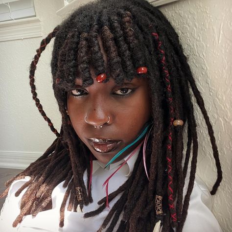 Dreadlocks With Bangs Black Women, Locs Bangs Black Women, Dread Bangs Black Women, Dreads With Bangs Black Women, Loc Mullets Women, Faux Locs Bangs, Dreadlocks Bangs, Locs W Bangs, Straight Hair Reference