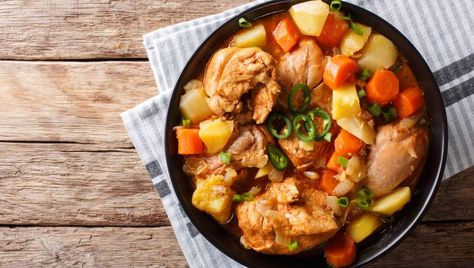 Recta de estofado de pollo – Prensa Libre Southern Chicken Stew, Southern Chicken, Stew Chicken Recipe, Low Carb Chicken Recipes, Asian Inspired Dishes, Spicy Korean, Low Carb Diet Recipes, Bulgogi, Potluck Recipes