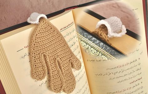 Let’s Make a Spilled Coffee Crochet Bookmark Together Now! - Atelier Delilah Coffee Crochet, Bookmark Crochet, Retro Roller Skates, Crochet Coffee, Crochet Bookmark, Single Crochet Decrease, Cute Coin Purse, Spilled Coffee, Crochet Decrease