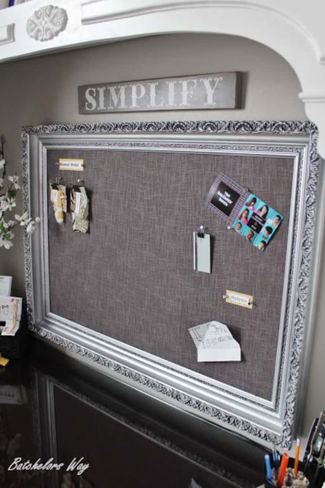 15 Pin-worthy Picture Frame Project Ideas - Projects Pin Board Frame - One Crazy House Pinboard Diy, Cadre Photo Diy, Picture Frame Projects, Cute Picture Frames, Diy Cork Board, Cuadros Diy, Unique Picture Frames, Picture Frame Crafts, Cork Boards