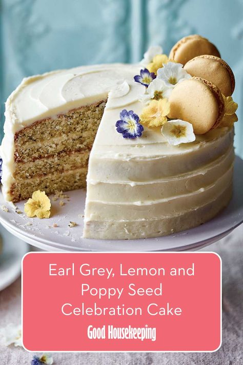 Covered in decadent lemon curd buttercream, this classic lemon and poppy seed cake has been given a subtle Earl Grey twist. It's the perfect birthday cake to make for someone who loves tea🫖 Earl Grey Birthday Cake, Earl Grey Lemon Cake, Grey Birthday Cake, Air Fryer Cakes, School Cakes, Perfect Birthday Cake, School Cake, Seed Cake, Poppy Seed Cake