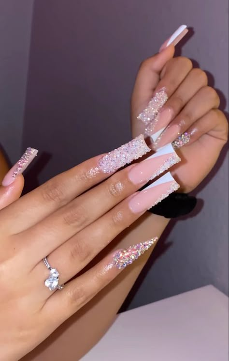 Long French Tip Nails Freestyle, Pink Nails For Sweet 16, 18th Birthday Acrylic Nails, Birthday Nails Sweet 16, Birthday Nail Set Ideas Pink, Birthday Nail Set Ideas Medium, Baddie Birthday Nails Medium Length, Birthday Nails Inspo Long, Birthday Nail Set Ideas Scorpio