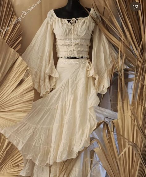 Desert Princess Outfit, Princess Aesthetic Outfits, Desert Princess, Sand Clothes, Desert Aesthetic, Princess Outfit, Venus Fashion, Aesthetic Dress, Indigenous Americans