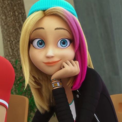 Chel Disney, Zoe Lee Miraculous, Male Teen, Zoe Lee, Futuristic Helmet, Chloe Bourgeois, Alexandra Feodorovna, Silly Kids, Miraculous Ladybug Oc