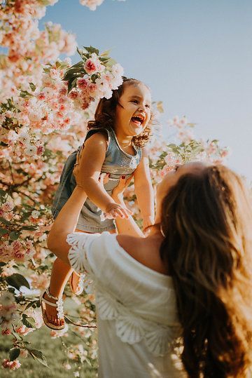 Photo from Stephanie Mommy & Me collection by Candi Jones Photography Mother Daughter Photography Toddler, Mother Daughter Photography Poses, Mom Daughter Photography, Mommy Daughter Photography, Mom Daughter Photos, Mommy Daughter Photoshoot, Mommy Daughter Pictures, Mommy Daughter Photos, Mother Daughter Pictures