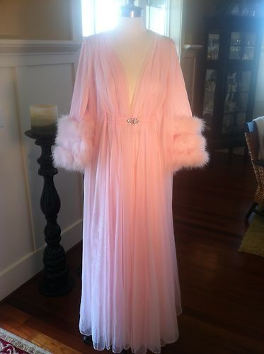 Pink Gown Vintage Pjs, Vintage Nightwear, Vintage Robes, Vintage Peignoir, Hollywood Glamor, Vintage Hollywood Glamour, Pink Passion, Peignoir Sets, Dressing Gowns