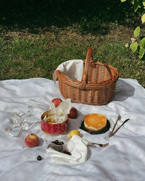 Its a picnic season . . . . . #picnic #picnicfood #picnicdecor #simplebeyond #simplestyle #thatgirlaesthetic #postitfortheaesthetics #summervibes #summeraesthetic #summerstyle Picnic Decorations, Picnic Food, A Picnic, Summer Aesthetic, Picnic Basket, Simple Style, Summer Vibes, Summer Fashion, On Instagram