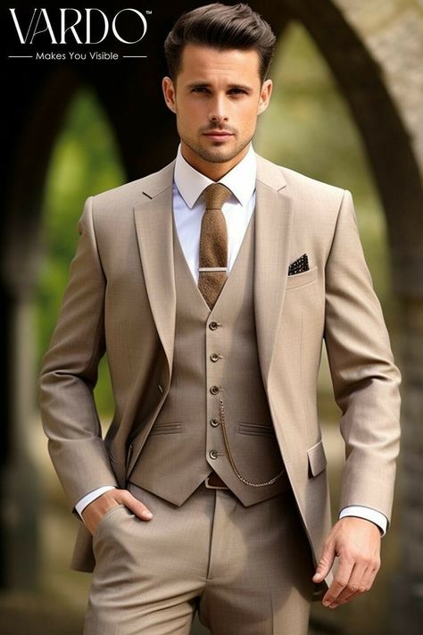 Brown Three Piece Suit, Brown Tux, Three Piece Suit For Men, Brown Suits For Men, Suit Double Breasted, Suit For Men Wedding, Dapper Suits, Stylish Mens Suits, Tan Suit