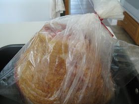 Ham In A Bag Recipes, Spiral Ham In Oven Bag, Best Spiral Ham Recipe, Baked Spiral Ham, Cooking Spiral Ham, Easter Potluck, Cook Ham, Precooked Ham, Ham Shank