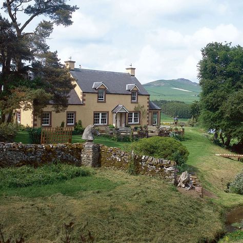 Scottish Borders New Build | House & Garden Scottish Cottage, Countryside Garden, Scottish Cottages, Scottish House, Cottage Exteriors, Scottish Homes, Cottage Decorating, Eco Buildings, Scottish Borders