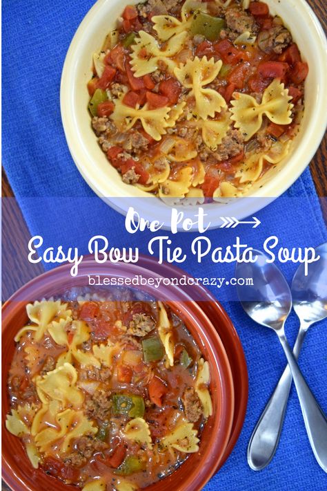 One Pot - Easy Bow Tie Pasta Soup (Gluten Free Option Included) - Cream Cheese Chicken Taquitos, Chili Ideas, Crockpot Ham And Beans, Pasta Soup Recipes, Soup Gluten Free, Bow Tie Pasta, Easy Bow, Pinterest Food, Recipe Challenge