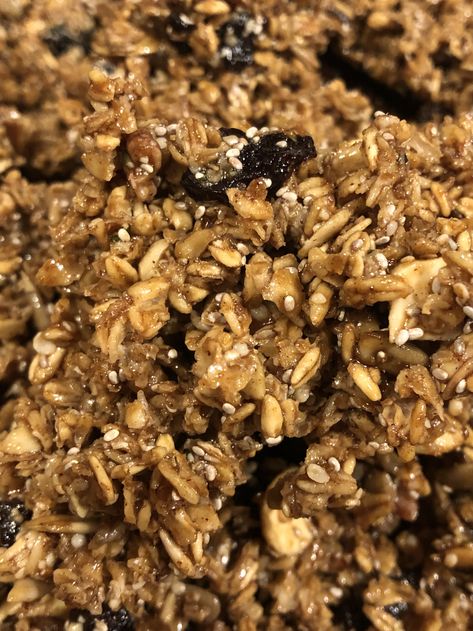 Soaked Oat Granola, Soaked Granola Recipe, Steel Cut Oats Granola, Oat Treats, Soaked Granola, Ancestral Eating, Soaked Oats, Sprouted Pumpkin Seeds, Organic Granola