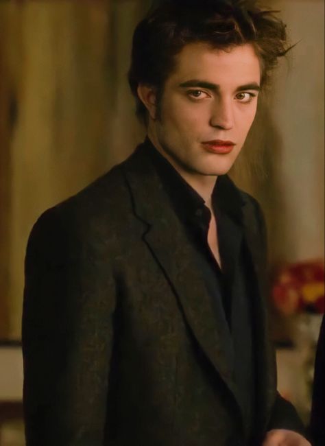 Edward Cullen Hot Pics, Edward Twilight, Edward Cullen Twilight, Robert Patterson, Twilight Jacob, Edward Cullen Robert Pattinson, Robert Pattinson Twilight, Twilight Cast, Twilight Edward