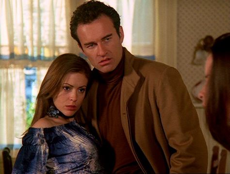 Pheobe Halliwell (Alyssa Milano) and Cole Turner (Julian Mcmahon) Cole Charmed, Charmed Phoebe, Phoebe Charmed, Phoebe And Cole, Phoebe Halliwell, Julian Mcmahon, Charmed Tv Show, Beverly Hills Chihuahua, Charmed Tv