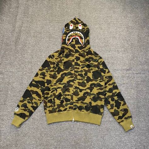 Bape Yellow Camo Shark Full-Zip Parka Hoodie Bathing Ape Hoodie, Shark Sweatshirt, Yellow Camo, Bape Hoodie, Tiger Hoodie, Shark Hoodie, Bape Men, Purple Camo, Yellow Hoodie