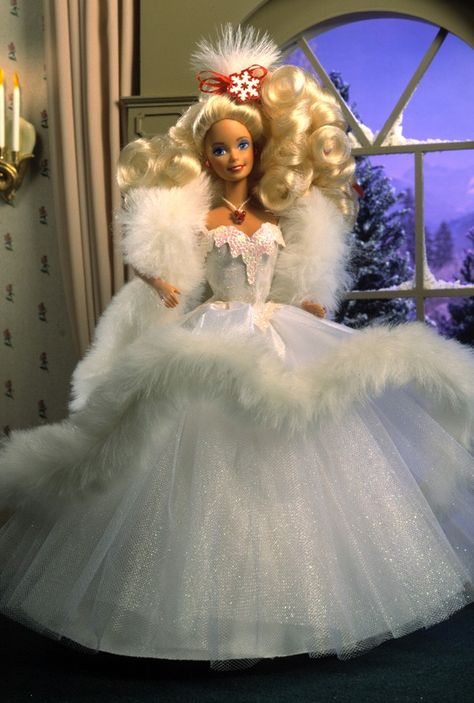 1980s Barbie Dolls, 1980s Barbie, Happy Holidays Barbie, Barbie Bride, Christmas Barbie, Barbie Wedding, Im A Barbie Girl, Holiday Barbie, Barbie Toys