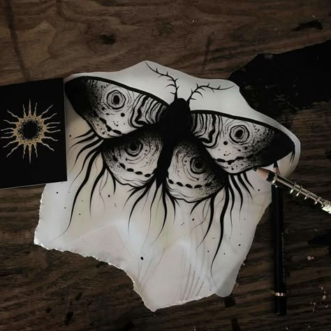 Gothic Moth Tattoo, Gothic Moth, Moth Tattoo Design, Tier Tattoo, Insect Tattoo, Witch Tattoo, Inspiration Tattoos, Moth Tattoo, Spooky Tattoos