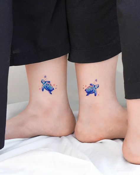 101 Best Turtle Tattoo Ideas You Have To See To Believe! - Outsons Sea Turtle Tattoo Matching, Small Sea Turtle Tatoos, Small Sea Turtle Tattoo Color, Color Sea Turtle Tattoo, Blue Turtle Tattoo, Couple Turtle Tattoos, Sea Turtle Tattoo On Foot, Feminine Turtle Tattoos, Sea Turtle Couple Tattoo