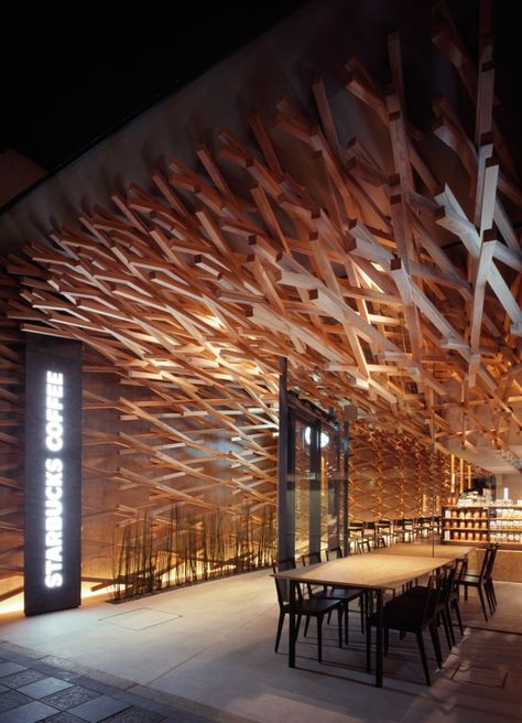 starbucks coffee // KENGO KUMA & ASSOCIATES dazaifu, fukuoka prefecture, japan Starbucks Interior, Menue Design, Starbucks Store, Design Café, Kengo Kuma, Japanese Architect, Wooden Structure, Coffee Shop Decor, Japanese Architecture