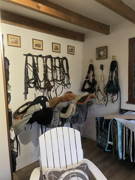 English Tack Room, Small Tack Room, Tack Room Organization, Dream Environment, Horse Tack Rooms, Horse Barn Ideas Stables, English Tack, Dream Horse Barns, Future Farms