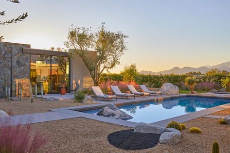 Rancho Mirage California, California Architecture, Rancho Mirage, Michael Smith, Desert Homes, Storey Homes, Greenwich Village, Pool Towels, Outdoor Rooms