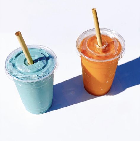 Smoothie & juice bars are highlighting their smoothies with our 100% plant-based reed stem drinking straws. Reed is similar to bamboo in terms of strength and durability. Smoothie Straw, Juice Bar, Plant Based, Juice, Straw