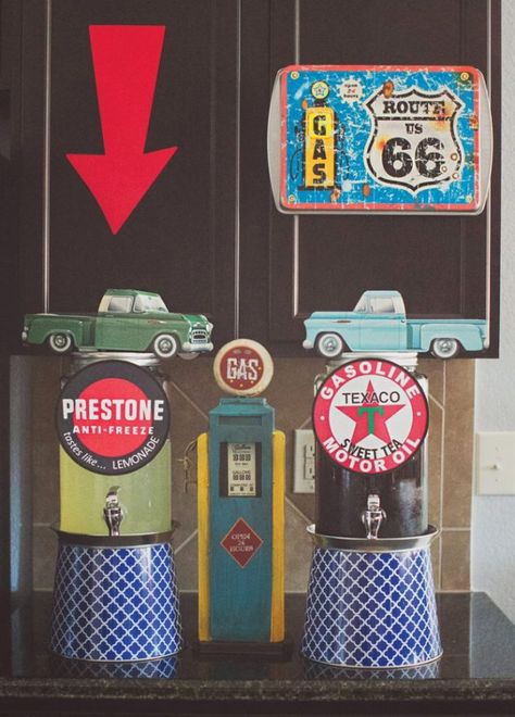 Cars Trucks Birthday Party, Vintage Car Birthday, Vintage Car Party, Classic Cars Birthday Party, Birthday Party Drinks, Garage Party, Auto Garage, Vintage Chevy, Vintage Garage