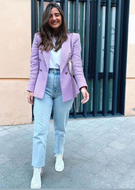 Blazer Dress For Women, Blazer Business Casual, Winter Blazer, Blazer Outfits Casual, Purple Blazer, Looks Jeans, Look Jean, Casual College Outfits, Casual Day Outfits