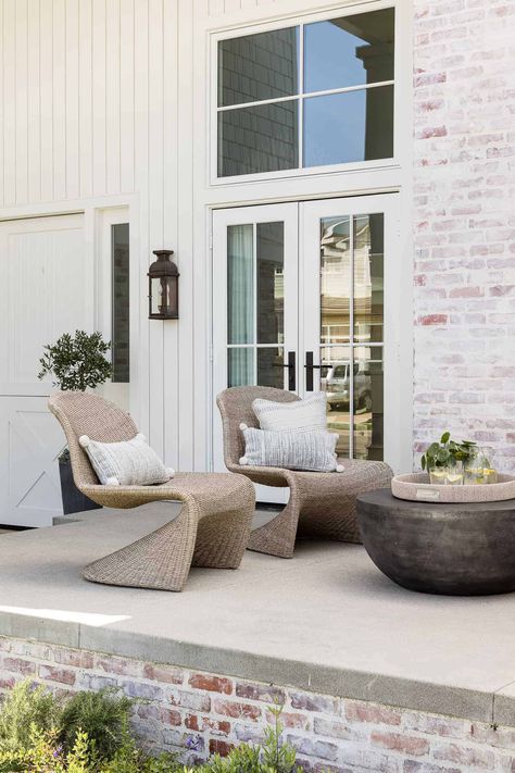 Mindy Gayer Design, Newport Beach Homes, Coastal Exterior, California Backyard, White Siding, Black Concrete, White Wash Brick, Outdoor Lounge Area, Walkway Lights