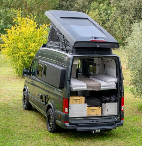 Mercedes Sprinter 4x4 Camper, Mercedes Sprinter 4x4, Ducato Camper, Campervan Ideas, Van Camper, Outdoor Awnings, Campervan Life, Vw Crafter, Van Living