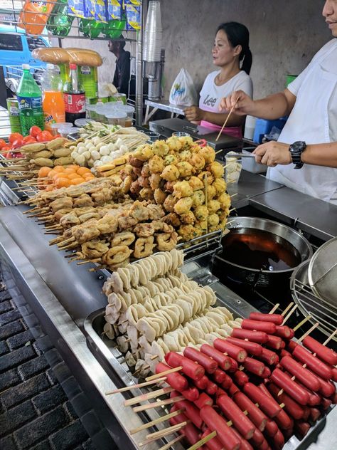 Isaw Filipino Street Food, Asian Street Food Photography, Kwek Kwek Street Food, Street Foods Philippines, Philippine Photography, Philippines Street, Pinoy Street Food, Kwek Kwek, Food Hot Dog