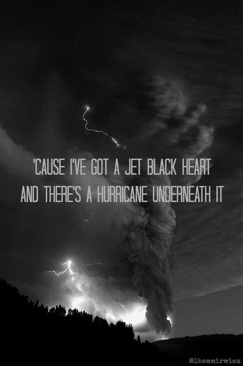 Black Heart Quotes, 5sos Quotes, 5 Seconds Of Summer Lyrics, 5sos Songs, 5sos Lyrics, Paper Phone, Jet Black Heart, One Direction Lyrics, Phone Quotes