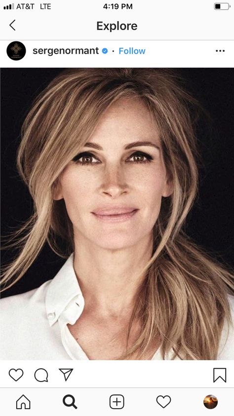 Julia Roberts Blonde, Julia Roberts Hair, Charlize Theron Hair, Headshots Women, Headshot Ideas, Brown Hair With Blonde Highlights, Hair 2018, Brown Blonde Hair, Head Shots