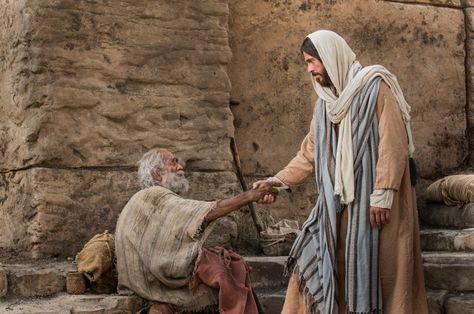 How Can I Really Help the Poor? A guide to helping out those in need. Bible Video, Jesus Help, Effective Prayer, Bible Images, Jesus Heals, Help The Poor, Bible Pictures, Ayat Alkitab, Son Of God