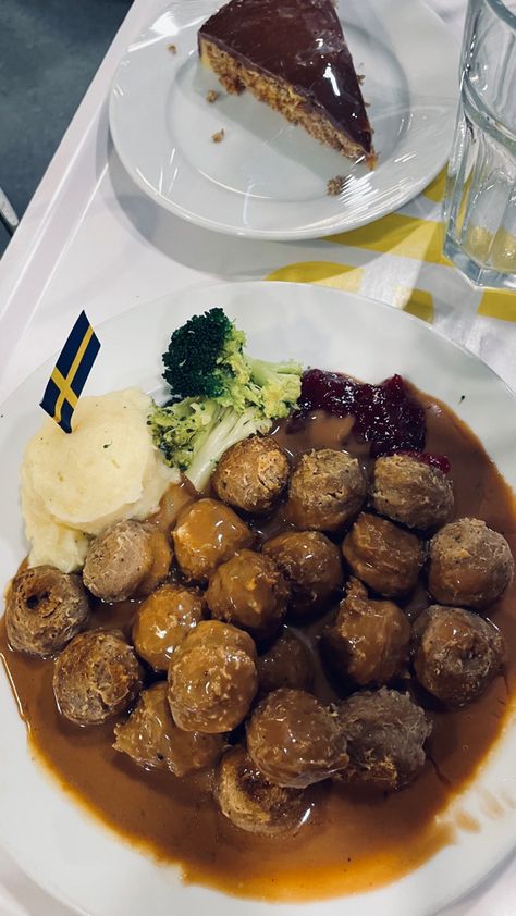 Ikea Meatballs, Meatballs