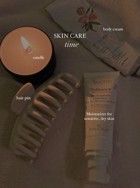 Skincare Bio Instagram, Instagram Bio Ideas Skincare, Skincare Aesthetic Night, Skin Care Ig Story Ideas, Skin Care Night Aesthetic, Avene Skincare Aesthetic, Night Care Aesthetic, Skincare Night Aesthetic, Night Skin Care Aesthetic