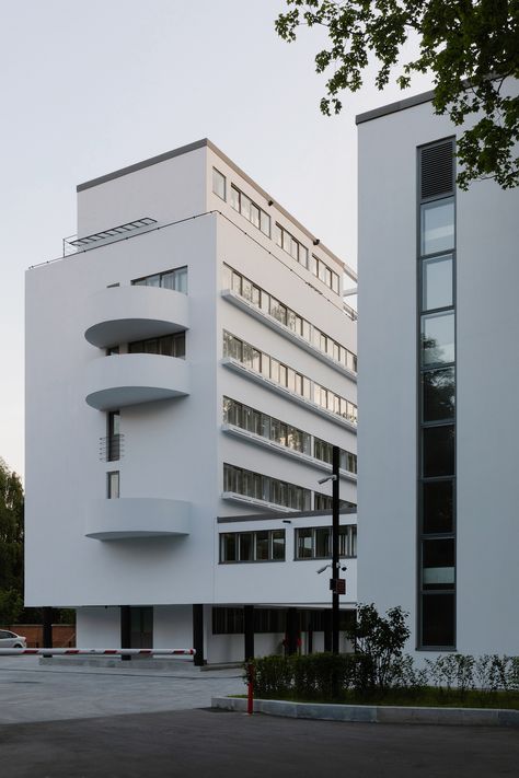 Collective Living, Avant Garde Architecture, Constructivism Architecture, Amsterdam Apartment, Urban Housing, Timeless Architecture, Genius Loci, Streamline Moderne, The Soviet Union