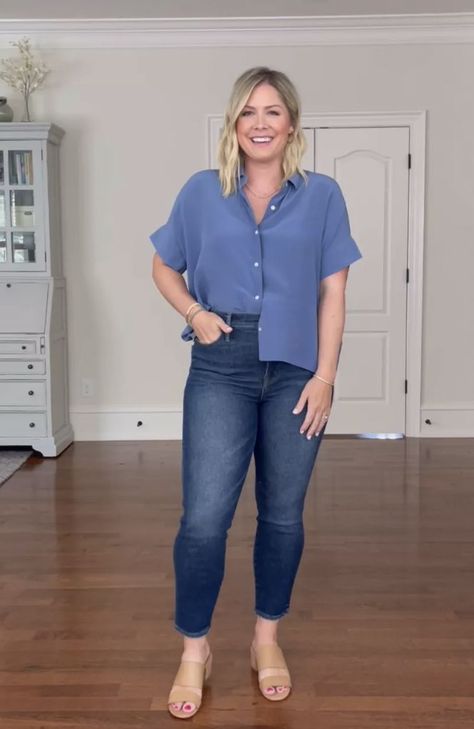 Straight leg denim paired with this silky button down collared shirt is the perfect summer to fall outfit! I paired it with a pair of chunky open toe mules and dainty accessories. Click the photo for outfit details! #fallstyle #fashion | thesmallthingsblog.com Plus Size Casual Fall Outfits, Transitional Fall Outfits, Cool Mom Style, The Small Things Blog, Fall Outfits 2022, Small Things Blog, Dainty Accessories, Midsize Outfits, Fall Transition Outfits