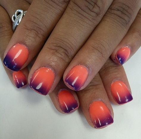 Orange and purple sunset ombre nails!!! Perfect for summer Purple To Orange Ombre Nails, Black And Orange Ombré Nails, Purple And Orange Ombre Nails, Purple And Orange Nail Designs, Bright Ombre Nails, Purple Orange Nails, Orange And Purple Nails, Purple And Orange Nails, Autumn Ombre Nails